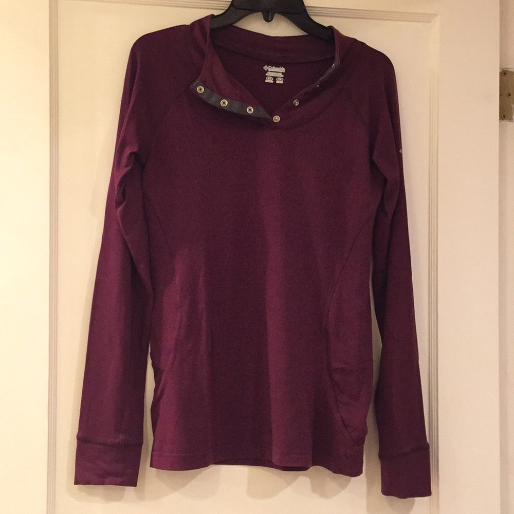 Columbia maroon long sleeve shirt